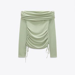 New with tags Zara Ruched off the shoulder top size L